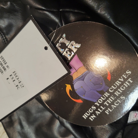 Mia Rose faux leather pants - Picture 6 of 6